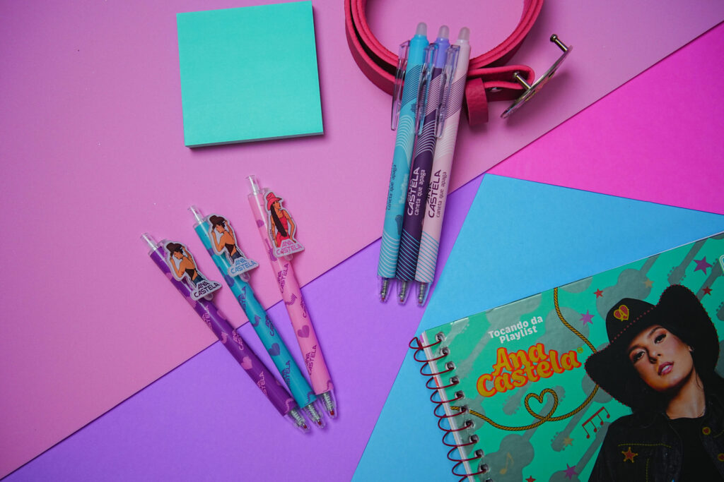 SCB-AC03 – SCHOOLBRINQ – CANETA GEL CLIQUE ANA CASTELA – BLISTER – IMEDIATO